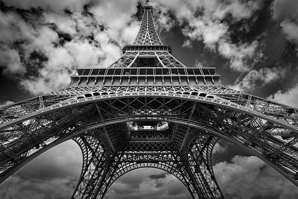 製の - eiffel tower black and white paris france construction ストックフォトと画像