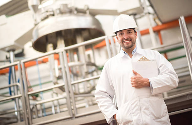 istock Man working at a factory 476217354