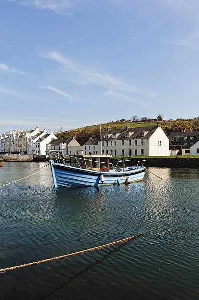 istock Boat in the bay 476223600