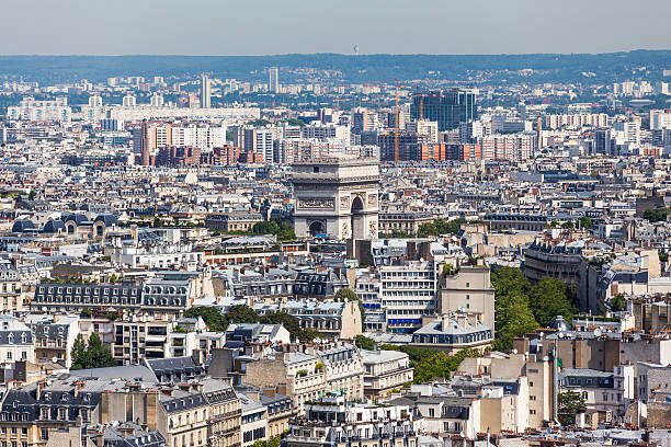istock Cityscape of Paris 476228566