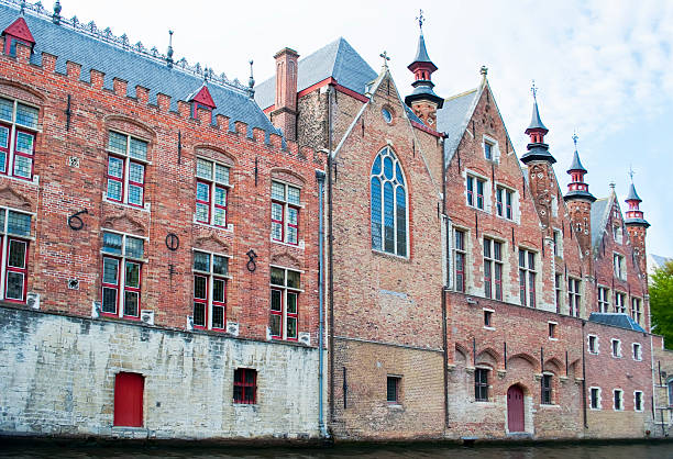 ブルージュの建物、ベルギー - gable ストックフォトと画像