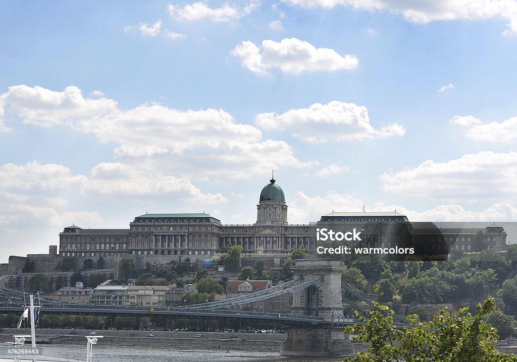 Zamku Buda i Most łańcuchowy w Budapeszcie, w Budapest, Węgry - Zbiór zdjęć royalty-free (Architektura)