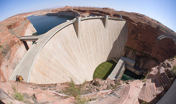 istock Glen Canyon Dam at Lake Powell & Page, AZ 476257689