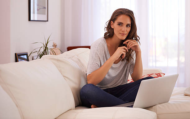 istock I connect with new people without having to go out 476268934