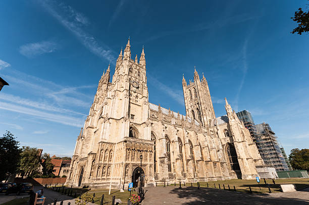 canterbury katedra - ancient past anglican building exterior zdjęcia i obrazy z banku zdjęć