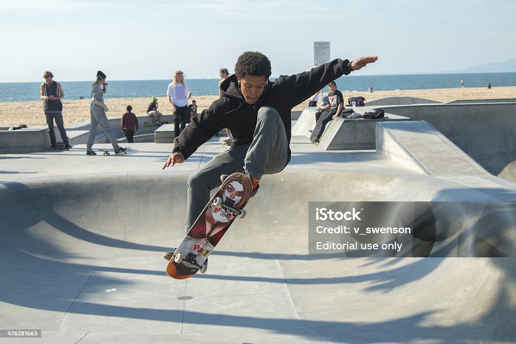 Городской Skateboarder - Стоковые фото Скейт-парк роялти-фри