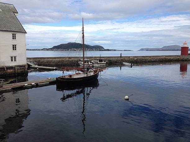 istock Harbour in Alesund - Norway 476286046