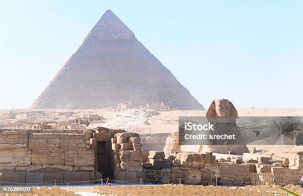 La Grande Sfinge E Piramide Di Cheope A Giza Egitto - Fotografie stock e altre immagini di Africa