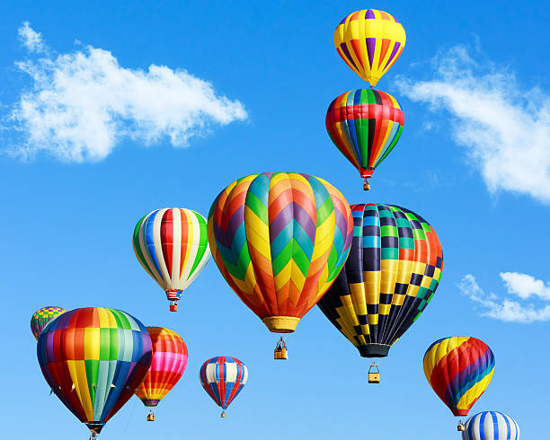 istock Hot air balloons 476289861