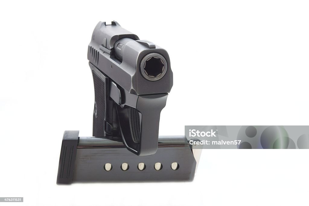 Pistola in metallo nero - Foto stock royalty-free di Acciaio