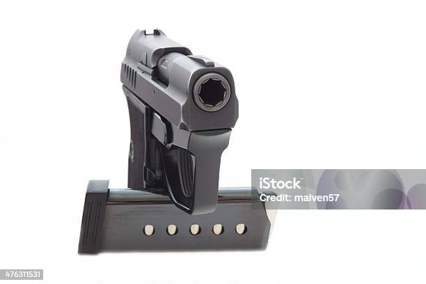 Pistola In Metallo Nero - Fotografie stock e altre immagini di Acciaio - Acciaio, Arma da fuoco, Armi