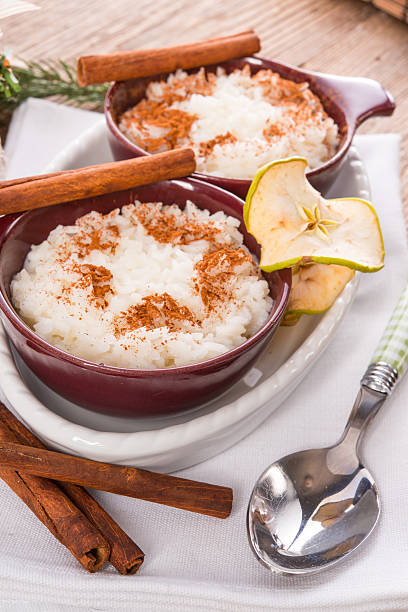 istock milk rice with cinnamon and applesauce 476311919