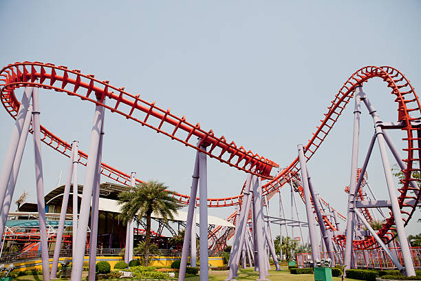 롤러코스터 - rollercoaster people amusement park ride red 뉴스 사진 이미지