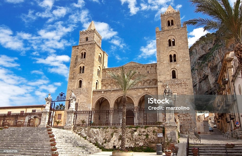 Cattedrale di Cefalù - Foto stock royalty-free di Cefalù