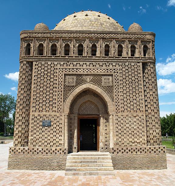 istock Ismail Samani Mausoleum - Buchara - Uzbekistan 476361976