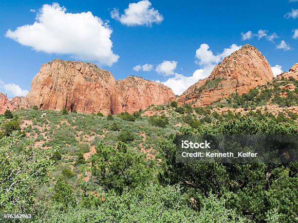 Kolob Paisaje Foto de stock y más banco de imágenes de Acantilado - Acantilado, Aire libre, Alto - Descripción física