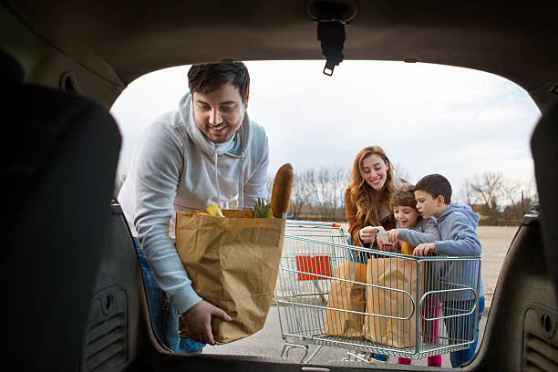 istock Family Shopping For Groceries. 476367819