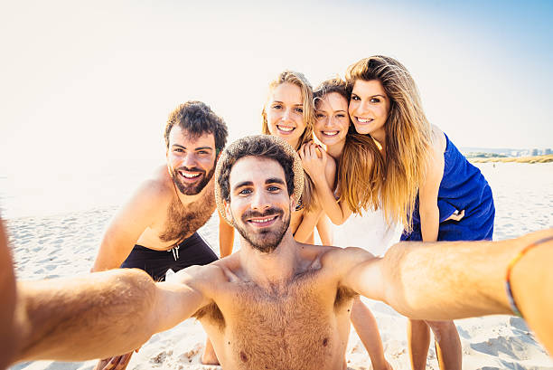 istock Friends Selfie On The Beach 476373986