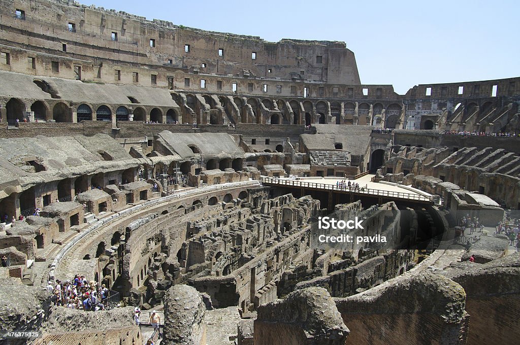 Koloseum w Rzymie, Włochy - Zbiór zdjęć royalty-free (Amfiteatr)
