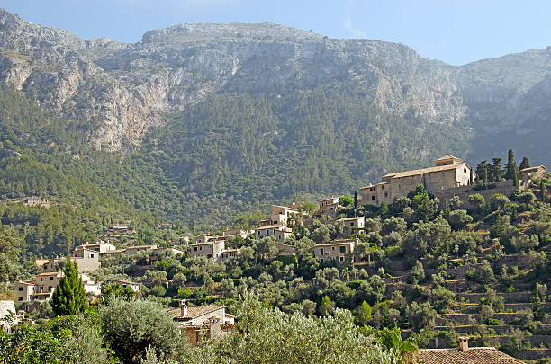 istock Mediterranean mountain village 476380823