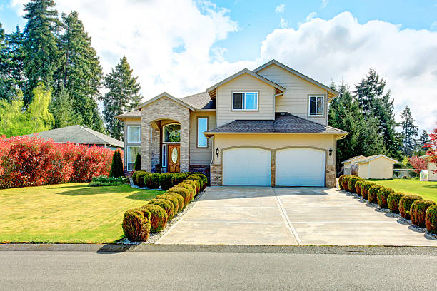 Beautiful curb appeal. Exterior design idea