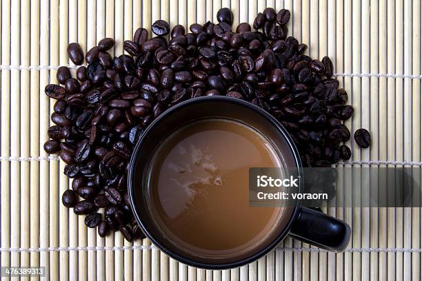 コーヒー豆 - カップのストックフォトや画像を多数ご用意 - カップ, カフェ, カプチーノ