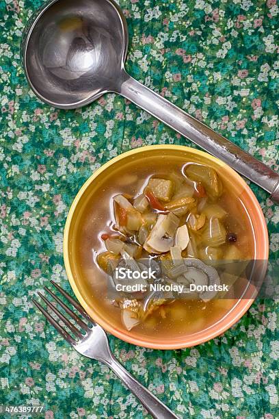 Zuppa Ai Funghi - Fotografie stock e altre immagini di Alimentazione sana - Alimentazione sana, Assaggiare, Calore - Concetto