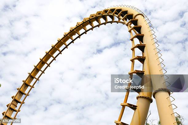 Achterbahn Stockfoto und mehr Bilder von Achterbahn - Achterbahn, Bauwerk, Berg