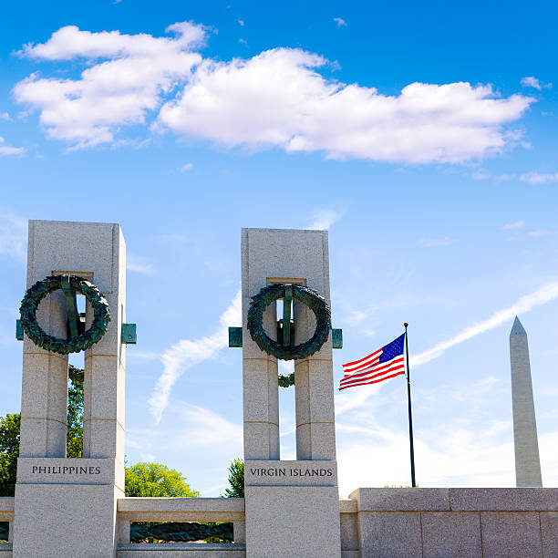 istock World War II Memorial in washington DC USA 476393102