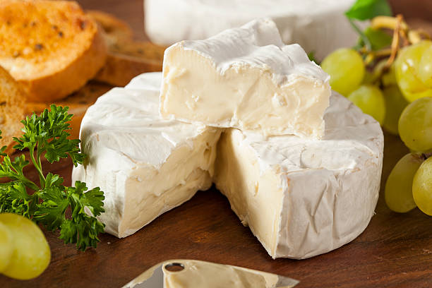 istock Organic Homemade White Brie Cheese 476394099