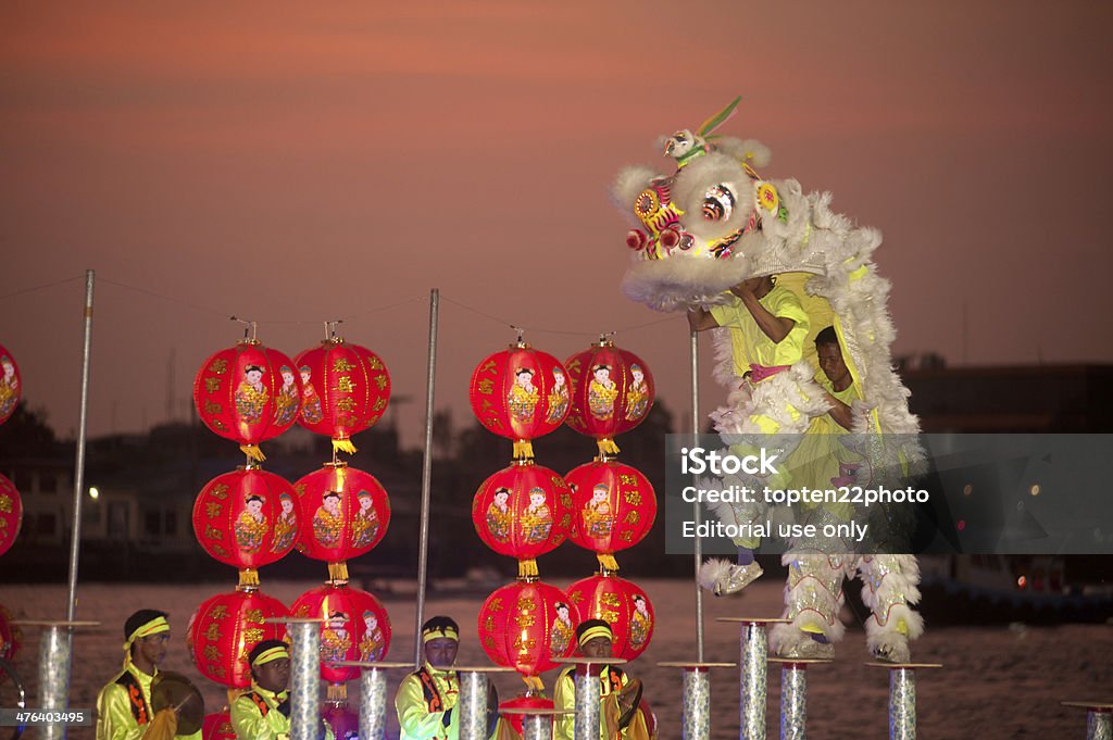 Löwentanz in chinesischen Neujahr. - Lizenzfrei Abenddämmerung Stock-Foto