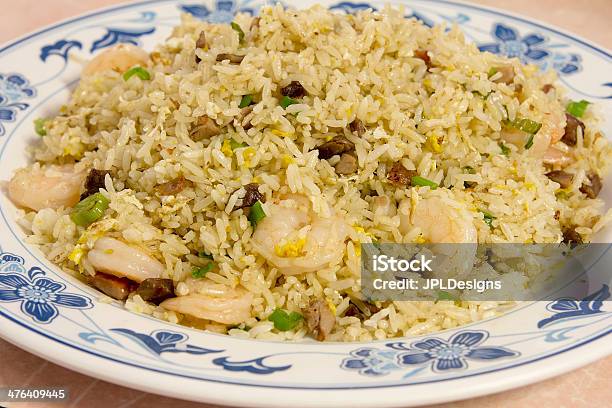 Chinês Arroz Frito Com De Churrasco De Porco E Camarão Grande - Fotografias de stock e mais imagens de Calor