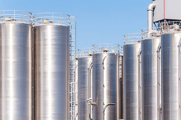 istock Chemical plant, containers 476412012