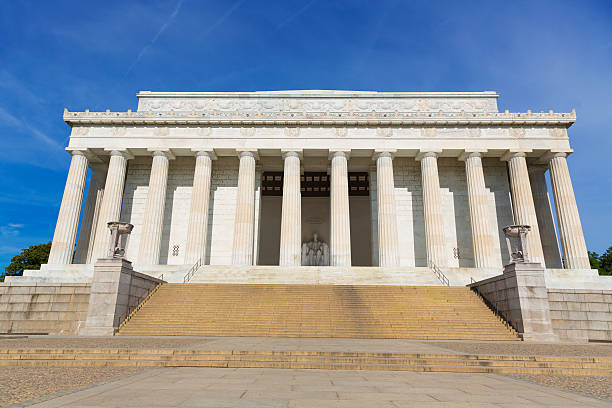 istock Abraham Lincoln Memorial building Washington DC 476412114
