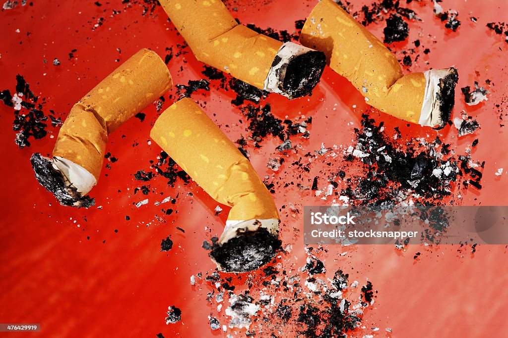 Pontas de cigarros - Royalty-free Beata de Cigarro Foto de stock