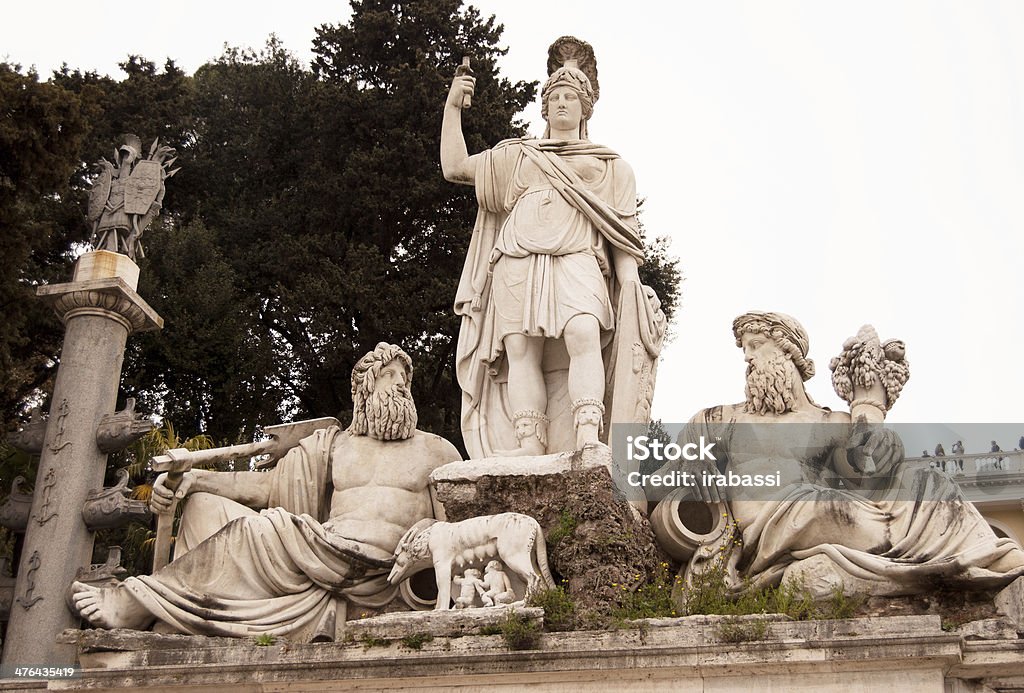 Rómulo y Remus, fundadores de Roma - Foto de stock de Ciudades capitales libre de derechos