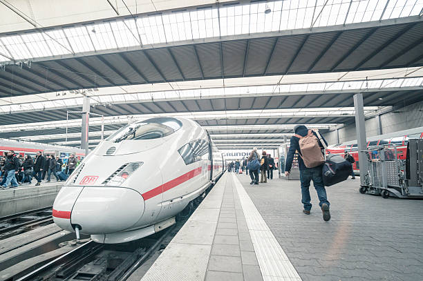 ice-deutsche express train - deutsche bahn stock-fotos und bilder