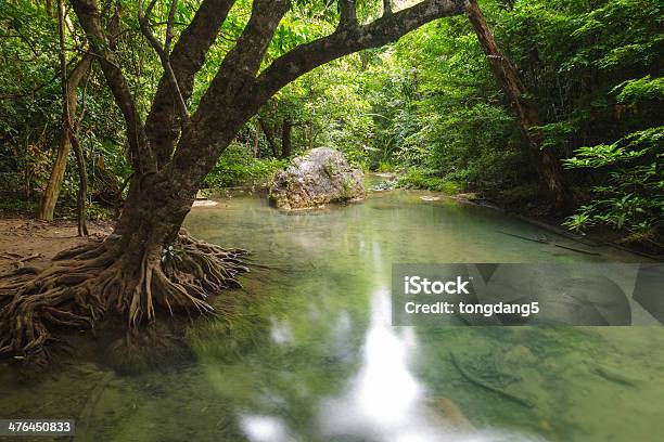 Cataratas De Erawan - Fotografias de stock e mais imagens de Cascata - Cascata, Estação do ano, Estrada da vida