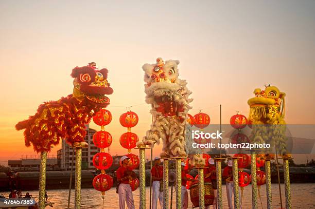 Dança Do Leão Chinês Ano Novo - Fotografias de stock e mais imagens de Dança do leão - Dança do leão, Ano Novo Chinês, Desfile