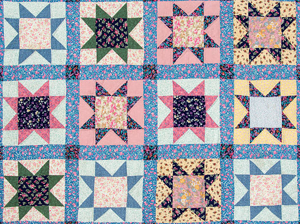 trapunta con motivo a stelle - quilt patchwork sewing textile foto e immagini stock