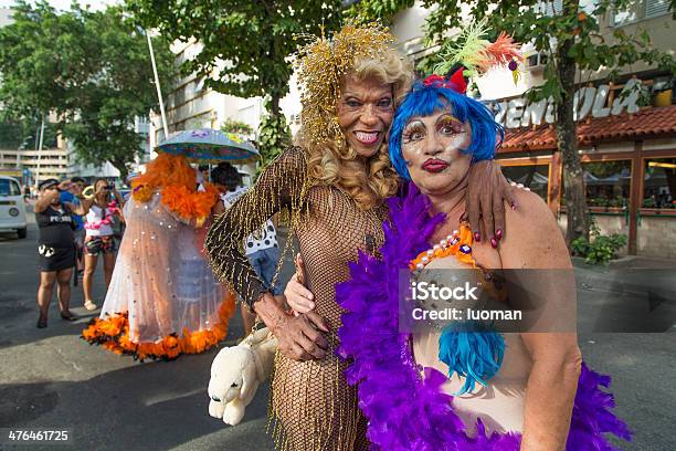 Foto de Rua Carnaval No Rio e mais fotos de stock de Abraçar - Abraçar, Adulto, Alegoria