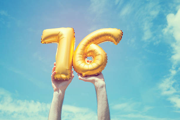 istock Gold number 76 balloon 476476538