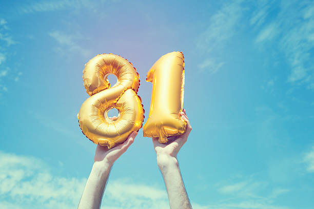 istock Gold number 81 balloon 476476544