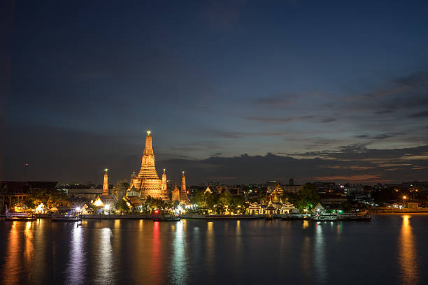 istock Wat Arun night view Temple in bangkok, Thailand 476532274