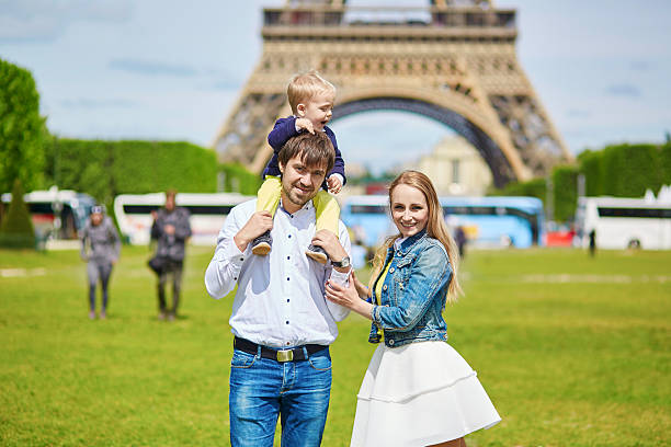 istock Happy family in Paris 476538288