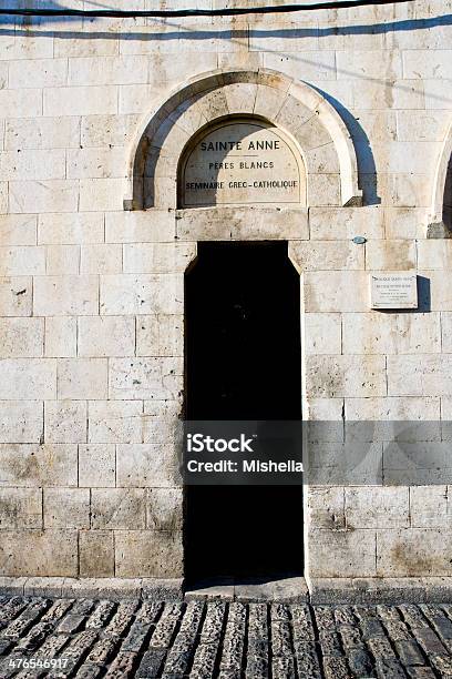 Foto de Cidade Velha De Jerusalém e mais fotos de stock de Arco - Característica arquitetônica - Arco - Característica arquitetônica, Arquitetura, Beco