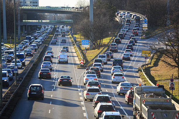 korek uliczny w monachium, niemcy - traffic jam traffic germany car zdjęcia i obrazy z banku zdjęć