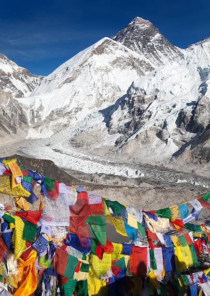 istock Mount Everest with buddhist prayer flags from Kala Patthar 476547738