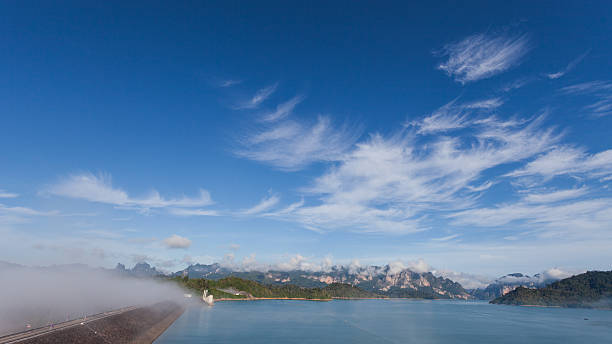 istock Cirrus cloud at Ratchaprapha dam, Thailand 476553194