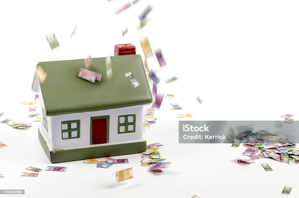 Haus und sinkende euro Geld - Lizenzfrei Ausverkauf Stock-Foto
